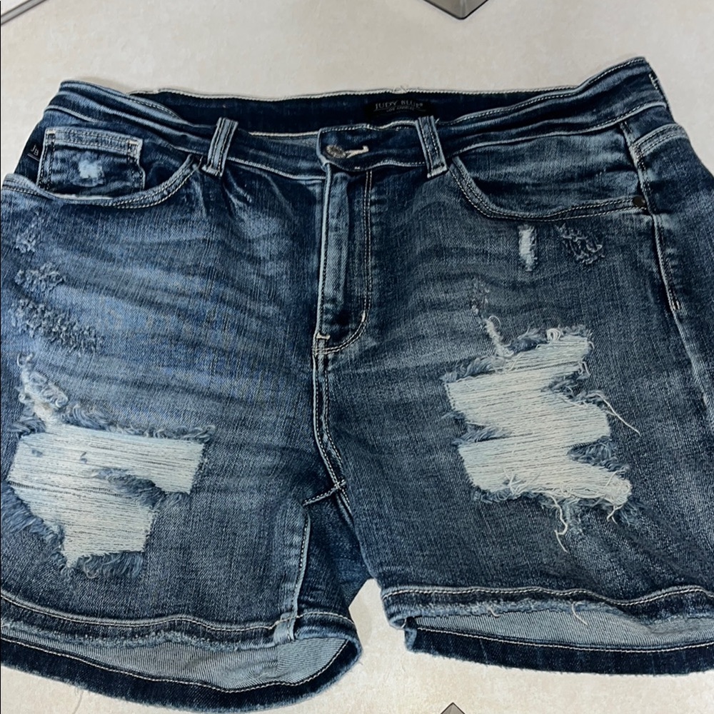 Judy Blue Dark Wash Denim Shorts